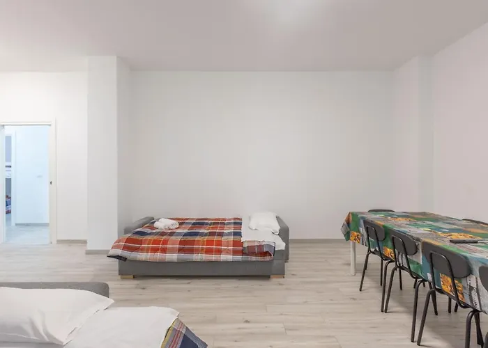 Gobetti, Bologna By Short Holidays